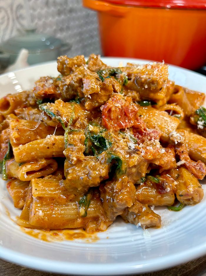 One-Pan Creamy Tuscan Sausage Pasta: 30-Minute Weeknight Wonder
